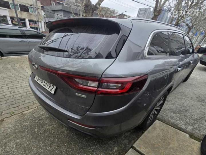 Renault QM6 2.0 LPe 2WD RE 3