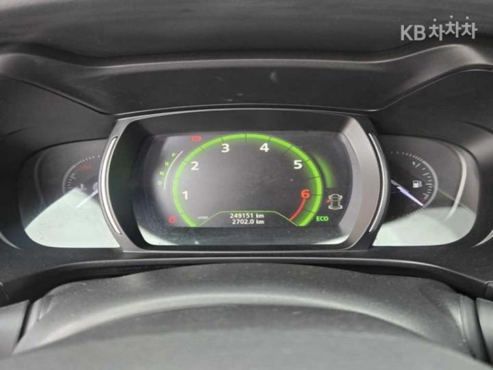 Renault QM6 2.0 LPe 2WD RE 4