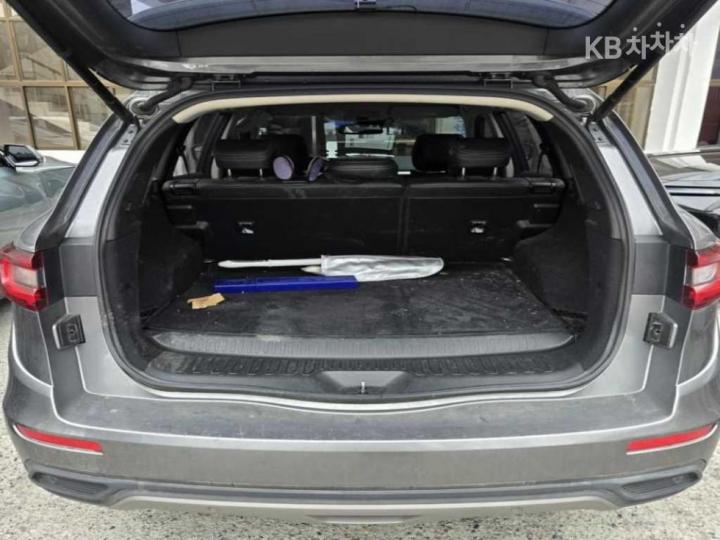 Renault QM6 2.0 LPe 2WD RE 5