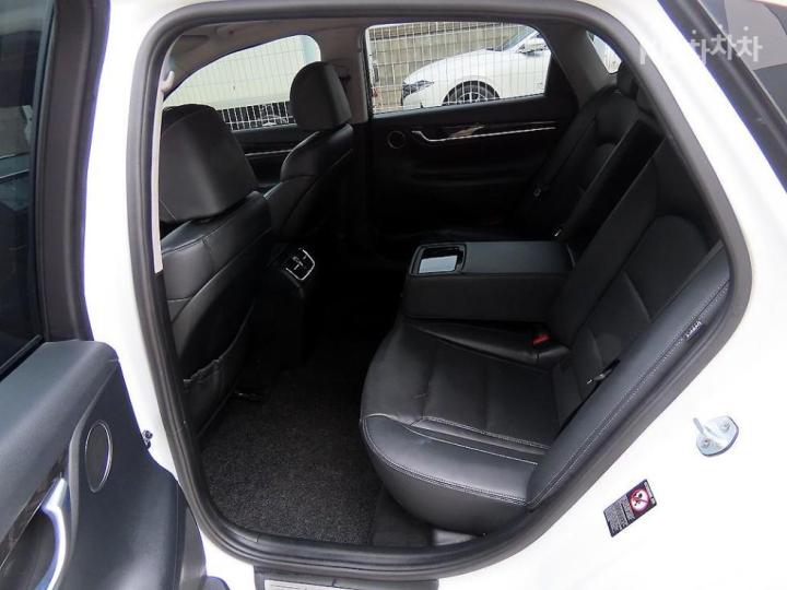 Hyundai Grandeur IG 2.4 Modern Base Type 7