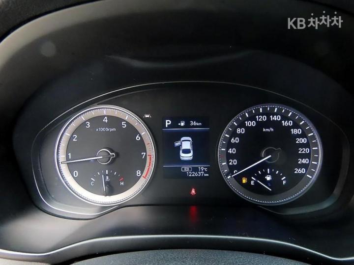 Hyundai Grandeur IG 2.4 Modern Base Type 10