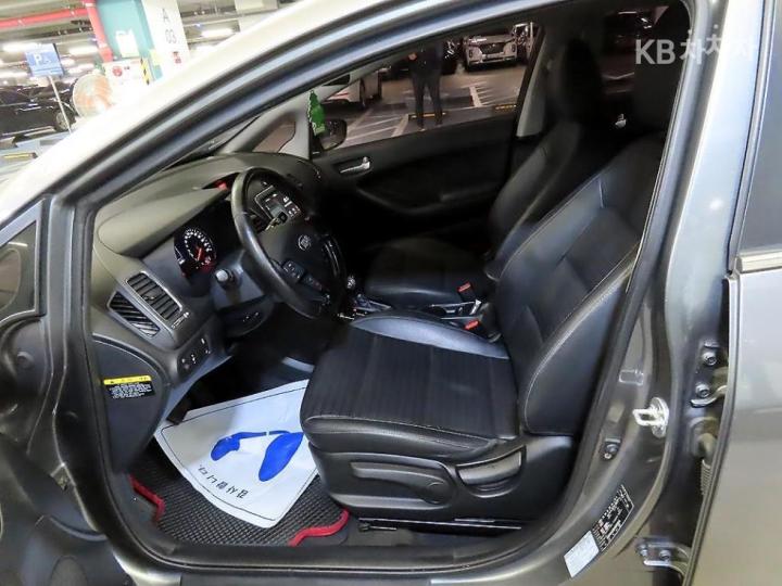 Kia K3 1.6 Gasoline Trendy Style 7