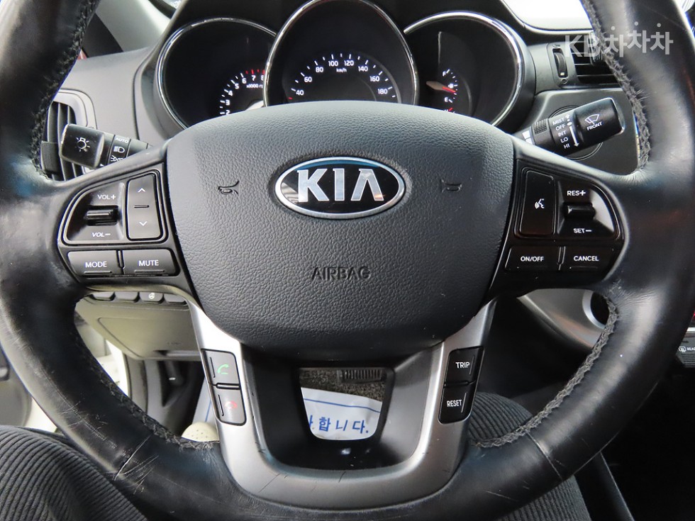 2014 - kia pride