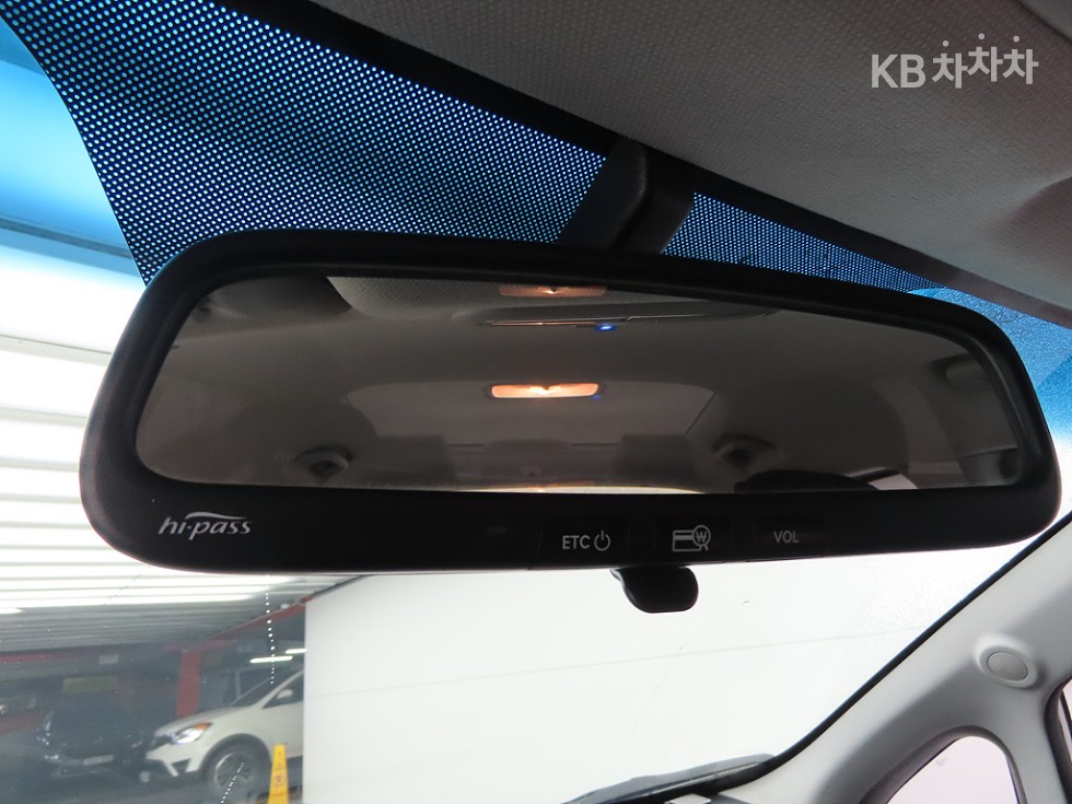2014 - kia pride