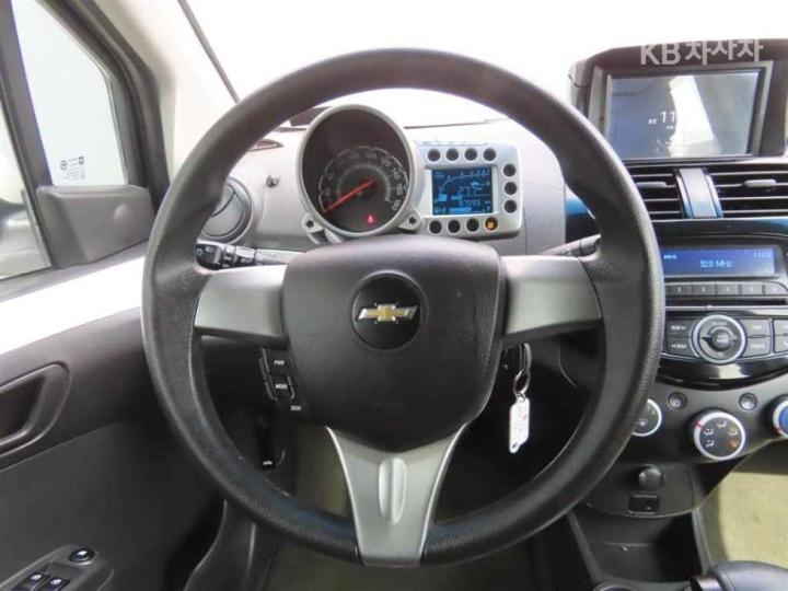 Chevrolet Spark LT Base Type 10