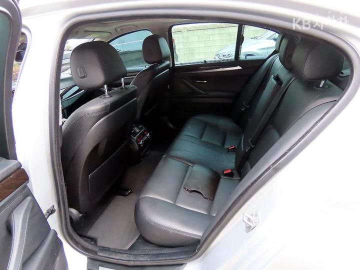 BMW 5 Series New 528i F10 2010-2016 7