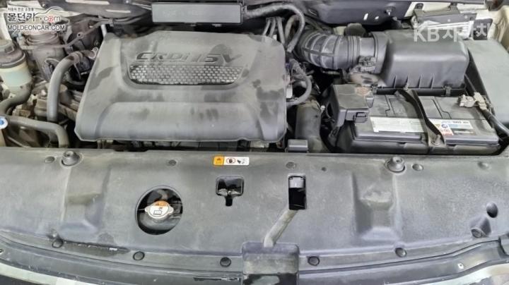 Kia Carnival R Grand GLX Top Model 9