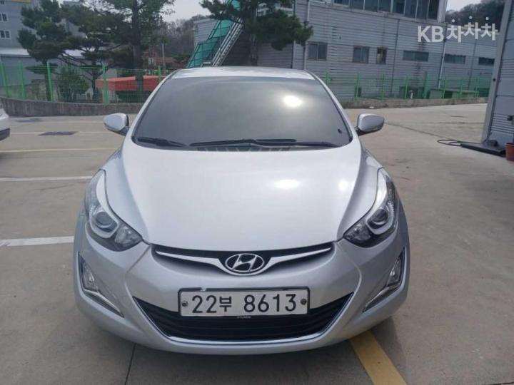 Hyundai Avante 1.6 GDi Smart Base Type