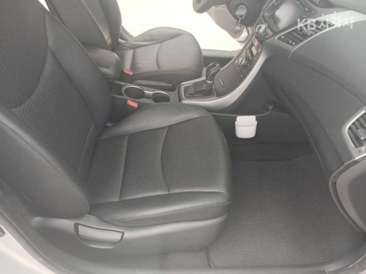 Hyundai Avante 1.6 GDi Smart Base Type 10