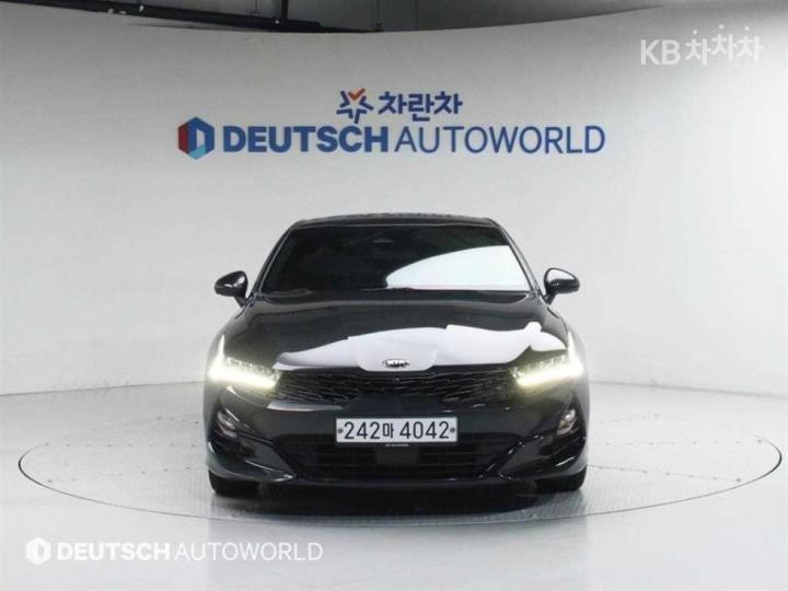 Kia K5 2.0 Gasoline Noblesse 4