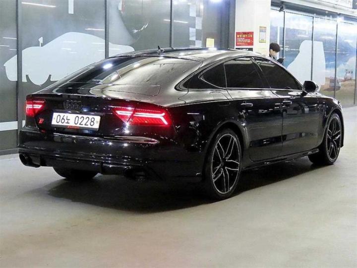 Audi A7 40 TFSI Quattro 4G 5