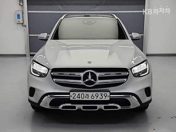 Mercedes-Benz GLC-Class X253 300 4Matic Base Type