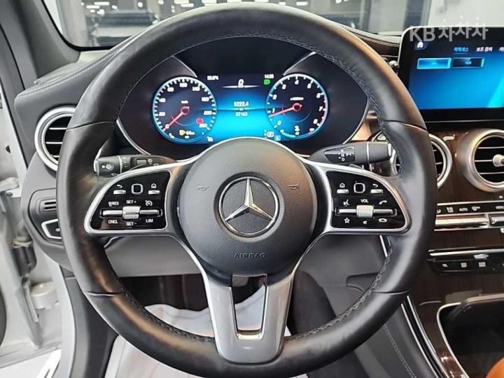 Mercedes-Benz GLC-Class X253 300 4Matic Base Type 10