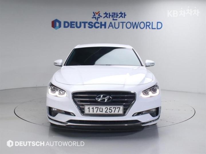 Hyundai Grandeur IG 3.0 LPi Modern 2