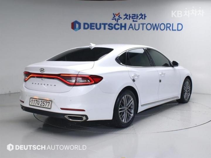 Hyundai Grandeur IG 3.0 LPi Modern 5