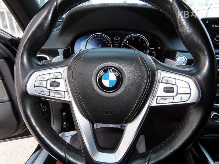 BMW 7 Series G11 730Ld xDrive Base Type 9