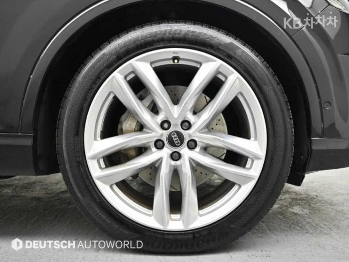 Audi Q7 New 3.0 45 TDI Quattro Sport 6