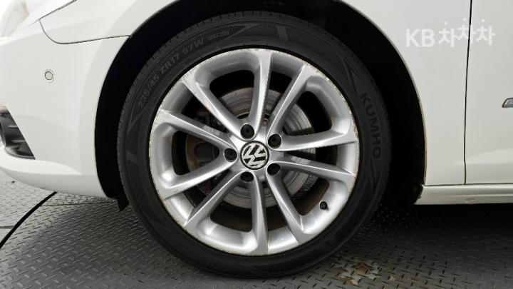 Volkswagen CC 2.0 TDI BlueMotion 6