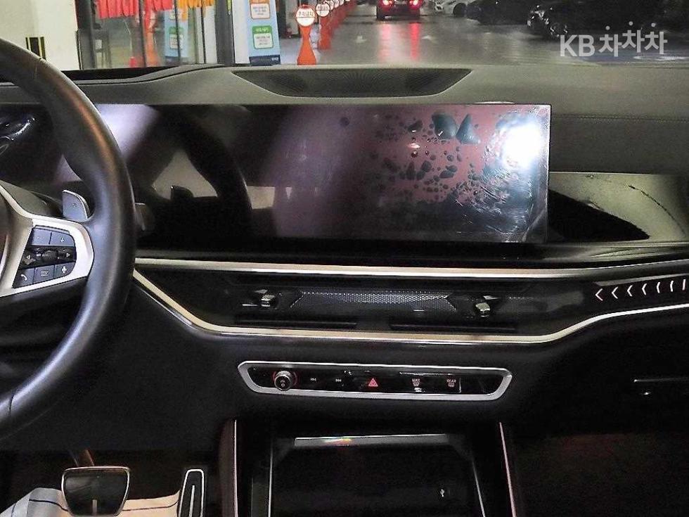 BMW X5 — miniaturë 11