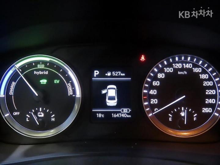 Hyundai Sonata New Rise Hybrid 2.0 HEV Smart 10