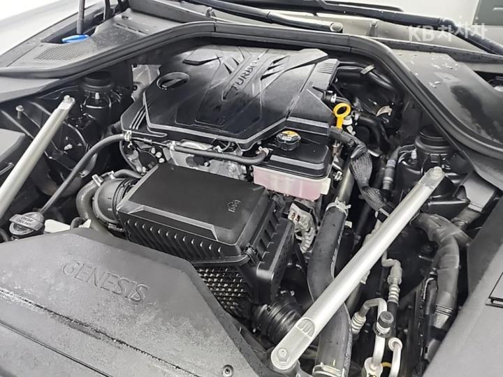 Genesis G80 RG3 2.5 T-GDi AWD 6