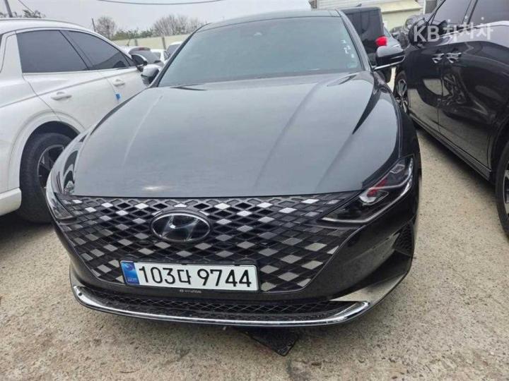 Hyundai Grandeur Hybrid 2.4 LeBlanc