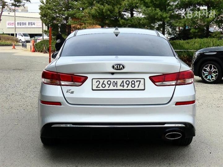 Kia K5 2.0 LPI Prestige 5