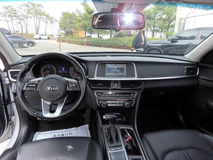 Kia K5 2.0 LPI Prestige 8