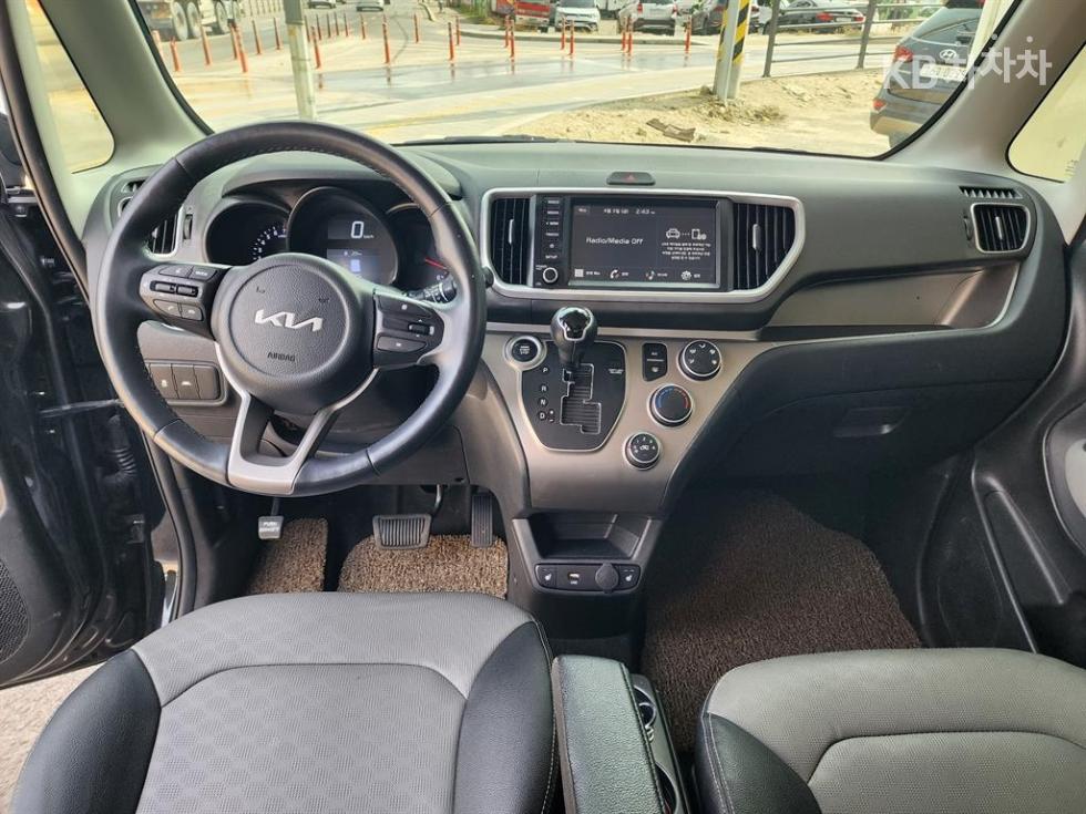 2022 - kia ray