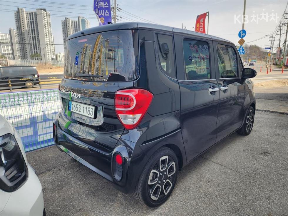 2022 - kia ray