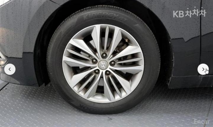 Hyundai Grandeur HG HG220 Diesel Modern 6