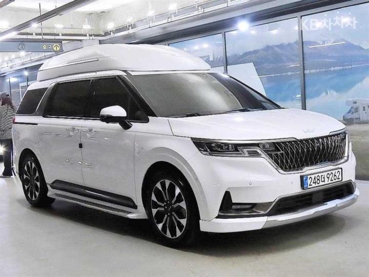 Kia Carnival High Limousine D2.2 Signature 2