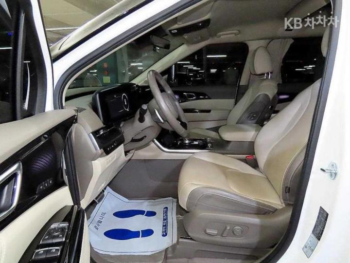 Kia Carnival High Limousine D2.2 Signature 7