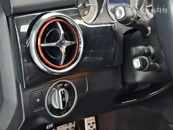 Mercedes-Benz GLK-Class GLK220 CDI4 Matic 8