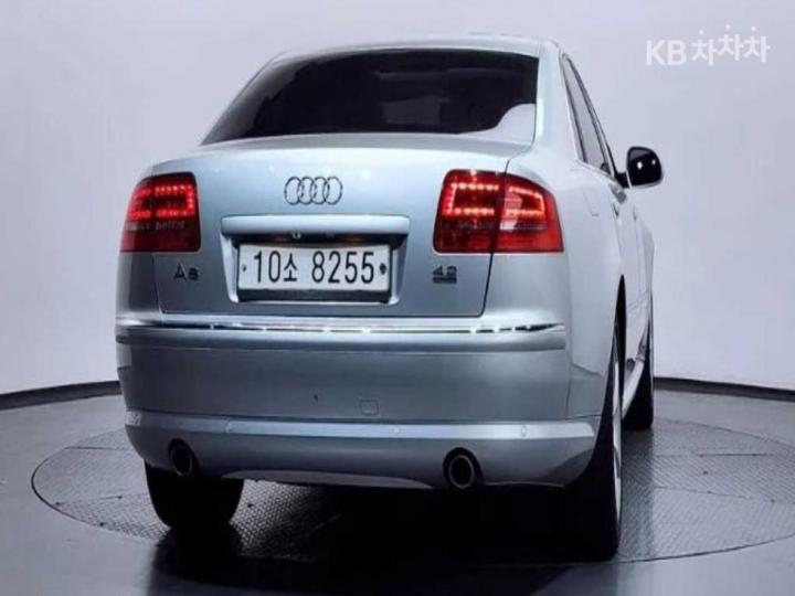 Audi A8 NEW 4.2 FSI Quattro D4 4