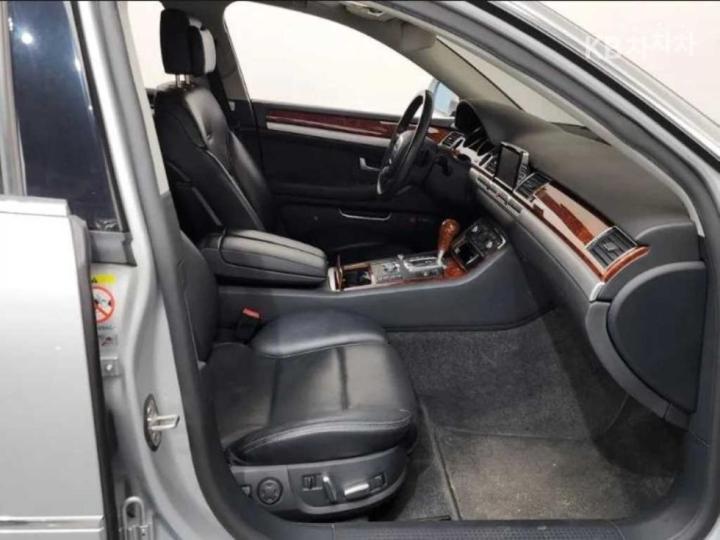 Audi A8 NEW 4.2 FSI Quattro D4 10