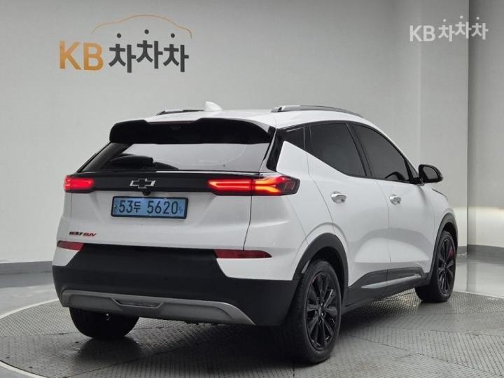 Chevrolet Bolt EUV Premier 4