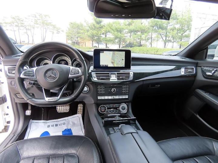 Mercedes-Benz CLS-Class W218 CLS400 W218 8