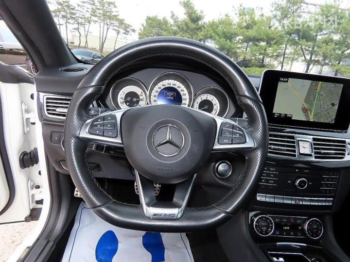 Mercedes-Benz CLS-Class W218 CLS400 W218 9