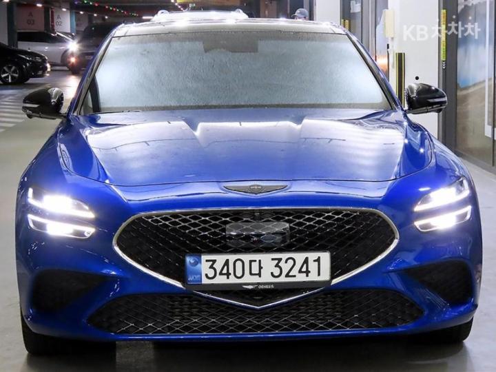 Genesis G70 3.3T AWD Standard 3