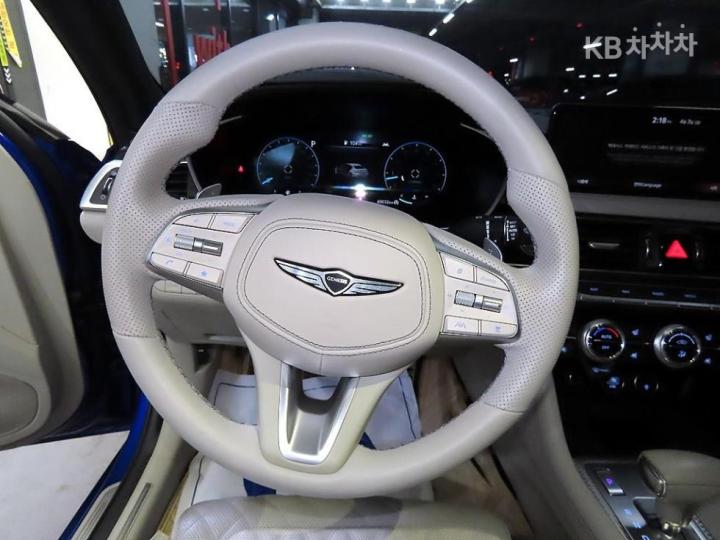 Genesis G70 3.3T AWD Standard 9