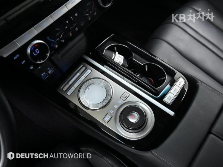 Genesis G80 RG3 3.5 T-GDi AWD 10