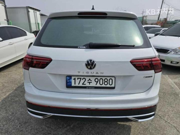 Volkswagen Tiguan 2.0 TDI 4Motion Prestige 4