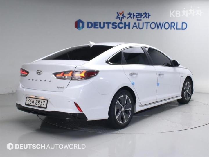 Hyundai Sonata New Rise Hybrid 2.0 HEV Modern 3