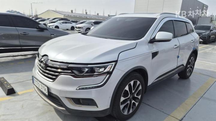 Renault QM6 2.0 2WD RE Signature 2