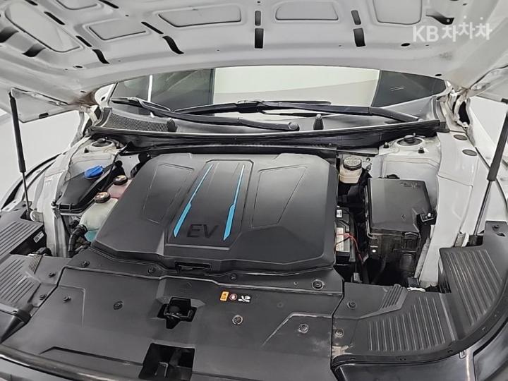 Hyundai IONIQ 5 Long Range Prestige 6