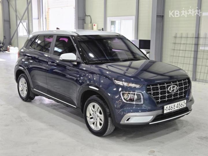 Hyundai Venue Gasoline 1.6 Modern