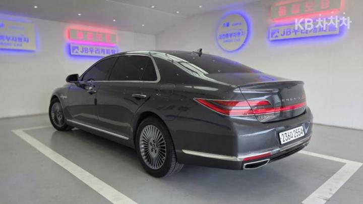 Genesis G90 3.8 GDi Luxury 6