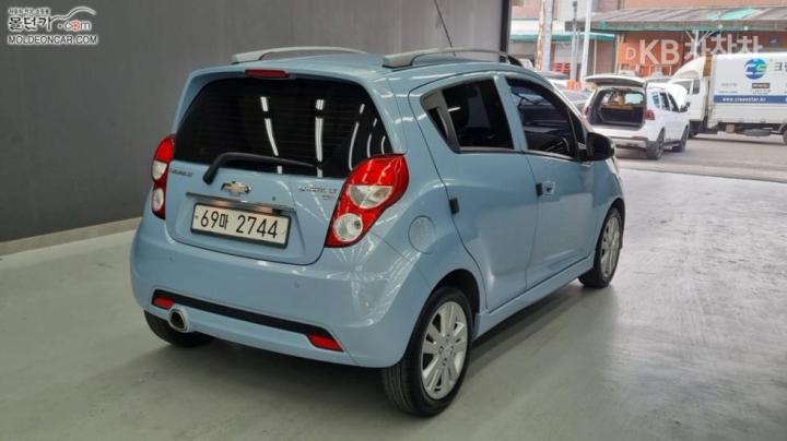 Chevrolet Spark S LT 3