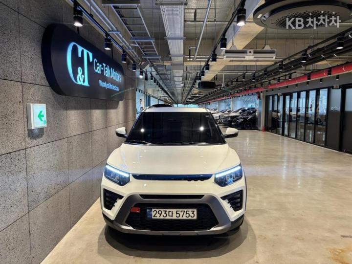 KG Mobility (Ssangyong) Tivoli 1.5 T-GDi V7 3